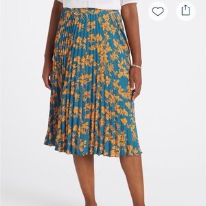 Skies are Blue - Harlow Pleated Crepe Skirt - NWT - S